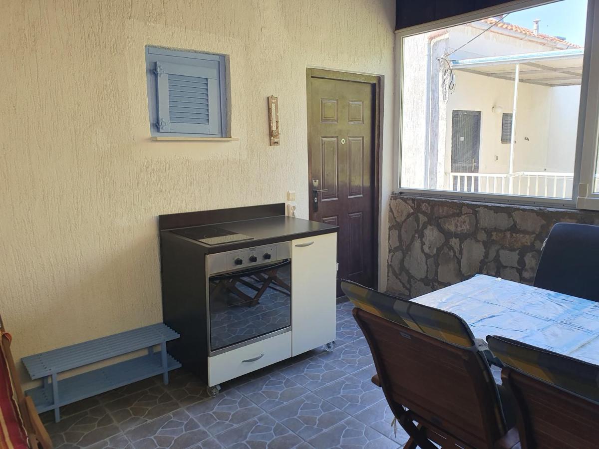Modern Two Floors Apartment With A Beautiful View Martinšćica Kültér fotó