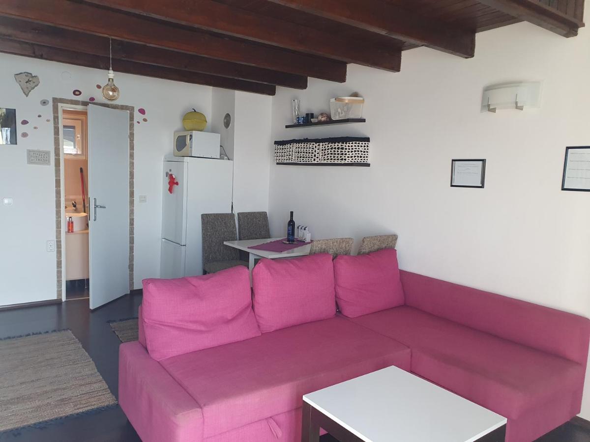 Modern Two Floors Apartment With A Beautiful View Martinšćica Kültér fotó